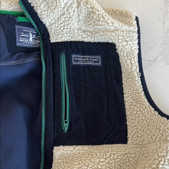 Vineyard Vines SuperShep Fleece with Green Piping - Picture 5 of 5
